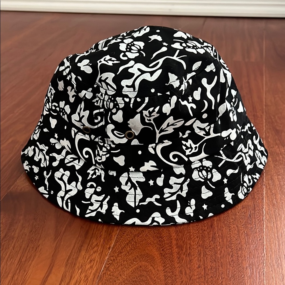 Black and White Patterned Bucket Hat